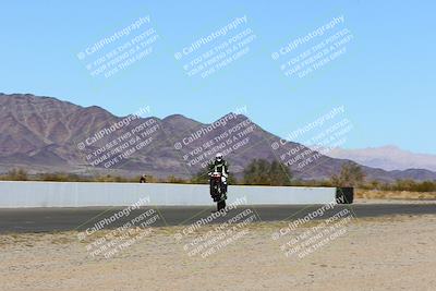 media/Jan-09-2022-SoCal Trackdays (Sun) [[2b1fec8404]]/Front Straight Speed Shots (1pm)/